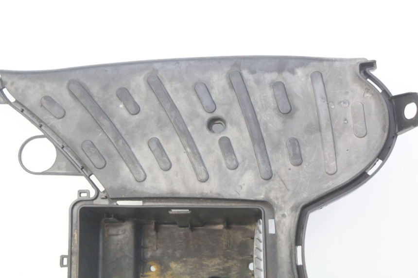 photo de VOETSTEUN PEUGEOT KISBEE 4T 50 (2010 - 2017) - Overzicht