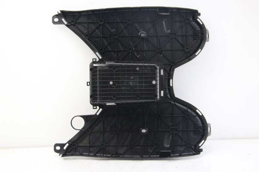 photo de VOETSTEUN PEUGEOT KISBEE 4T 50 (2018 - 2022) - Andere kijkhoek