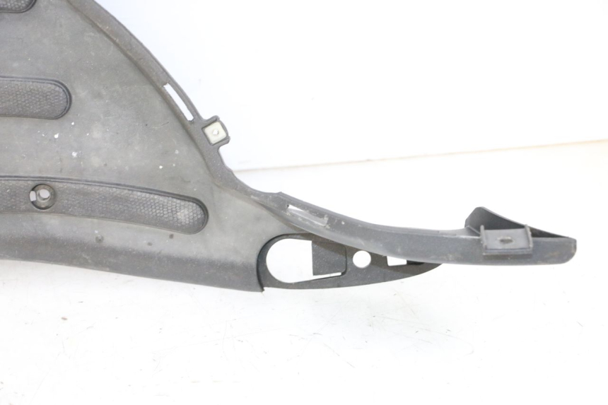 photo de VOETSTEUN PIAGGIO LIBERTY 4T 50 (2009 - 2015) - Markeringen en referenties