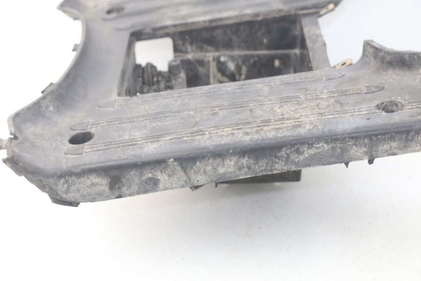 photo de VOETSTEUN KYMCO LIKE 2T 50 (2009 - 2018) - Bevestigingspunten