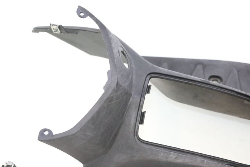 photo de VOETSTEUN PEUGEOT LUDIX PRO 2T 50 (2010 - 2017) - Focus op structuur
