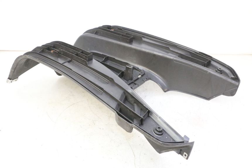 photo de VOETSTEUN PIAGGIO LXV 4T 50 (2009 - 2013) - Zoom op gebruiksstaat