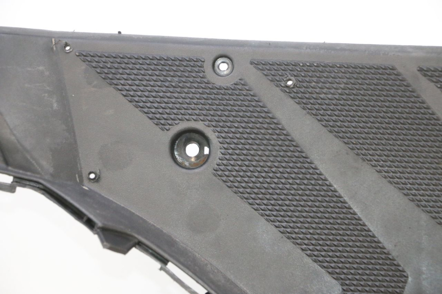 photo de VOETSTEUN KEEWAY MATRIX RX9 125 (2006 - 2007) - Zoom op componenten