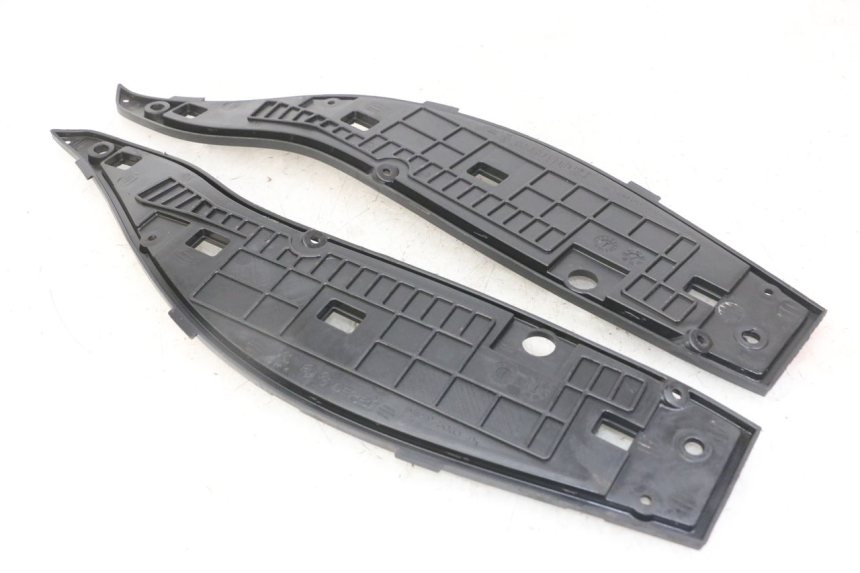 photo de VOETSTEUN GILERA NEXUS 125 (2009 - 2013) - Detail van het onderdeel