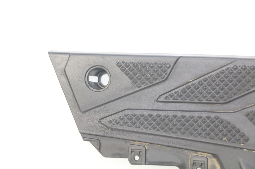 photo de VOETSTEUN SYM ORBIT III 3 4T 50 (2021 - 2025) - Staat van het oppervlak