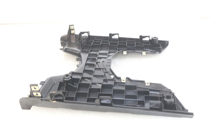 photo de VOETSTEUN SYM ORBIT III 3 4T 50 (2021 - 2025) - Bevestigingspunten