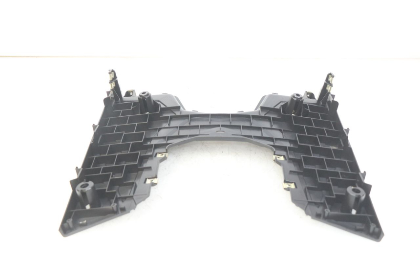 photo de VOETSTEUN SYM ORBIT III 3 4T 50 (2021 - 2025) - Staat van het oppervlak