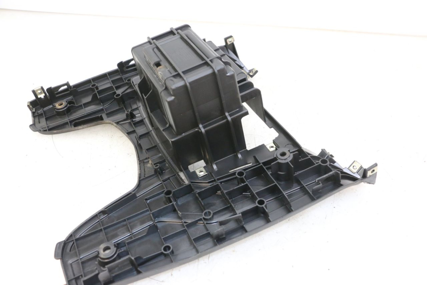 photo de VOETSTEUN PEUGEOT BELVILLE 125 (2017 - 2021) - Detail van het onderdeel