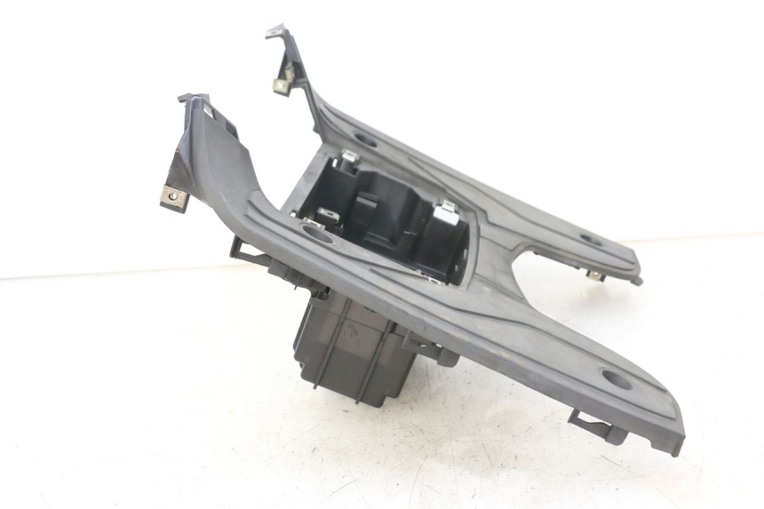 photo de VOETSTEUN PEUGEOT BELVILLE 125 (2017 - 2021) - Overzicht