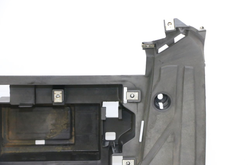 photo de VOETSTEUN PEUGEOT BELVILLE 125 (2017 - 2021) - Markeringen en referenties