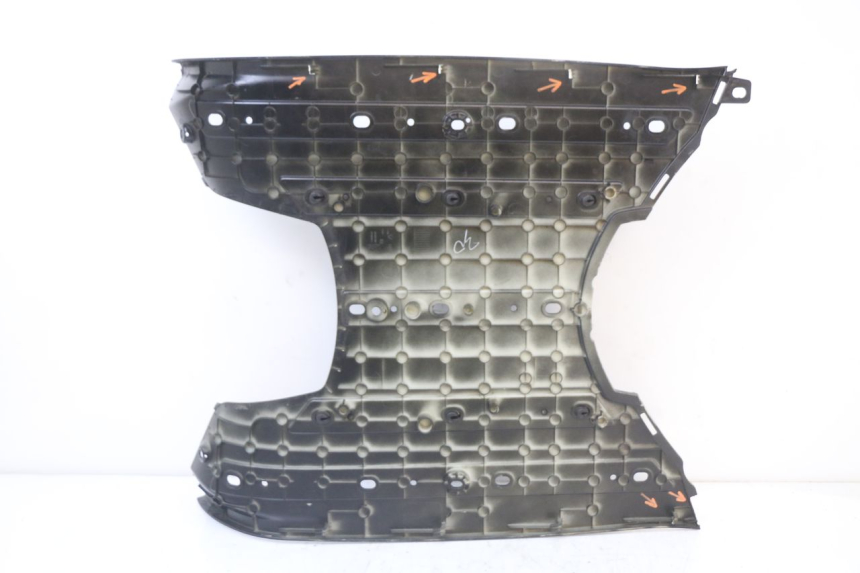 photo de VOETSTEUN PEUGEOT DJANGO 125 (2014 - 2017) - Staat van het oppervlak