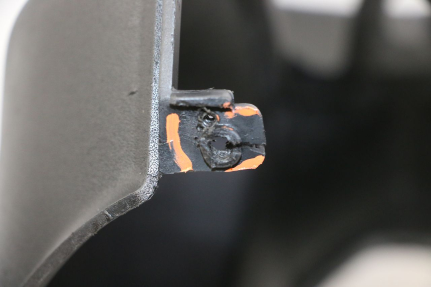 photo de VOETSTEUN PEUGEOT LUDIX 50 (2005 - 2007) - Zoom op componenten