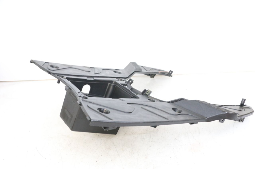 photo de VOETSTEUN EUROCKA R8 4T 50 (2013 - 2022) - Bevestigingspunten