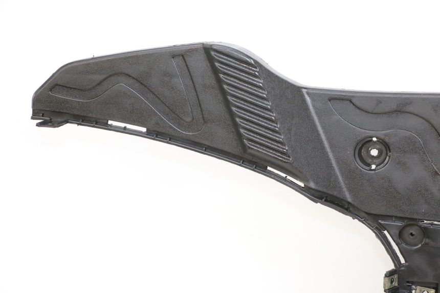 photo de VOETSTEUN EUROCKA R8 4T 50 (2013 - 2022) - Staat van het oppervlak