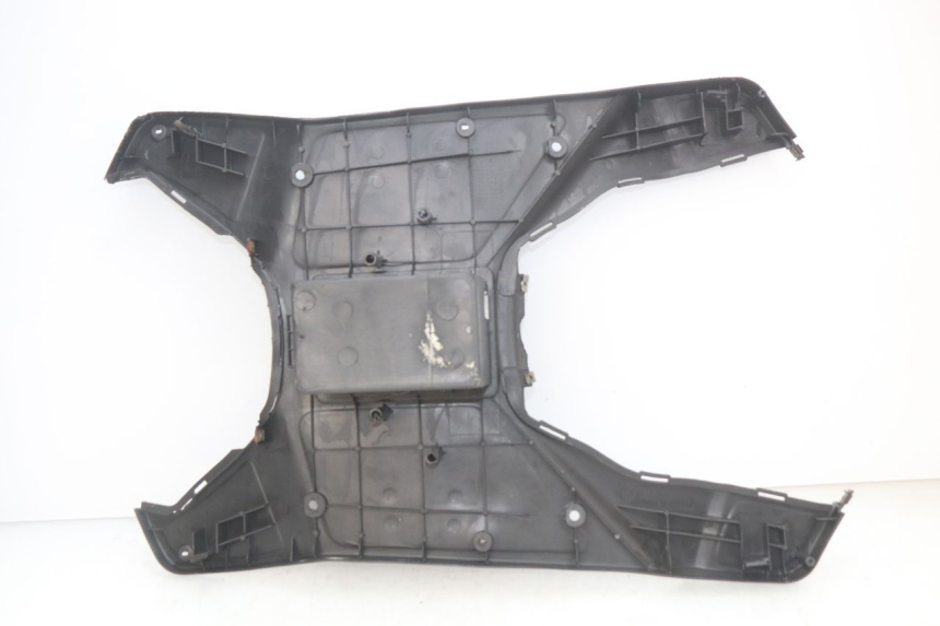 photo de VOETSTEUN KEEWAY RY6 2T 50 (2011 - 2019) - Bevestigingspunten