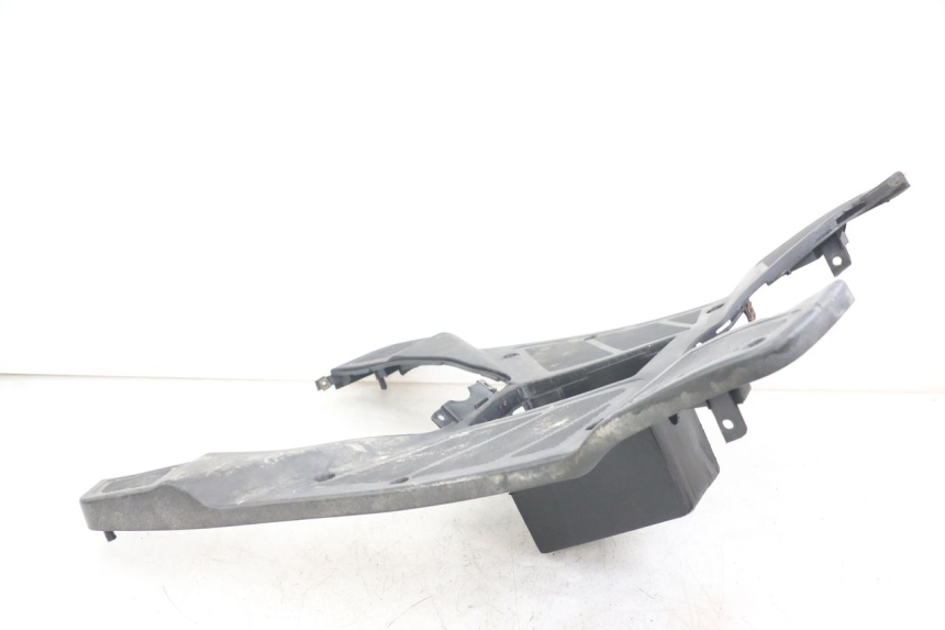 photo de VOETSTEUN KEEWAY RY6 2T 50 (2011 - 2019) - Bevestigingspunten