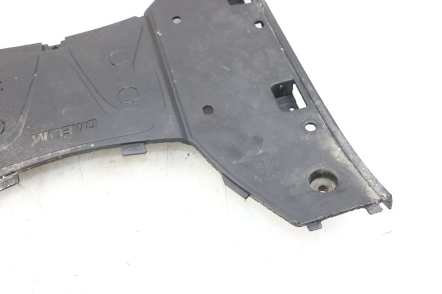 photo de VOETSTEUN DAELIM S3 125 (2010 - 2017) - Kenmerkende details