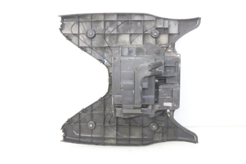 photo de VOETSTEUN SUZUKI SIXTEEN 125 (2008 - 2010) - Zoom op gebruiksstaat