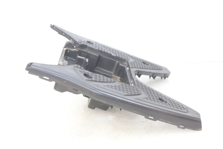 photo de VOETSTEUN SUZUKI SIXTEEN 125 (2008 - 2010) - Technische close-up