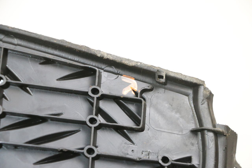 photo de VOETSTEUN PEUGEOT SPEEDFIGHT 4 4T EFI 50 (2021 - 2025) - Staat van het oppervlak