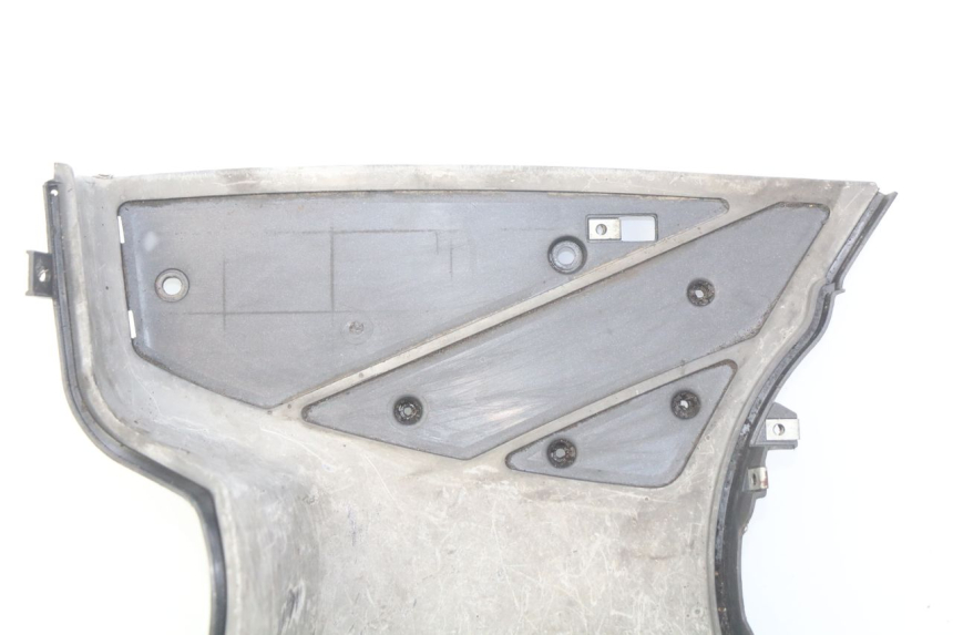 photo de VOETSTEUN APRILIA SR 2T 50 (2012 - 2017) - Kenmerkende details