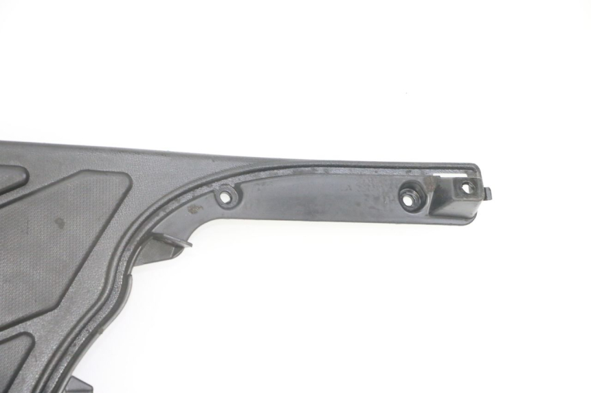 photo de VOETSTEUN APRILIA SR 2T 50 (2018 - 2022) - Kenmerkende details