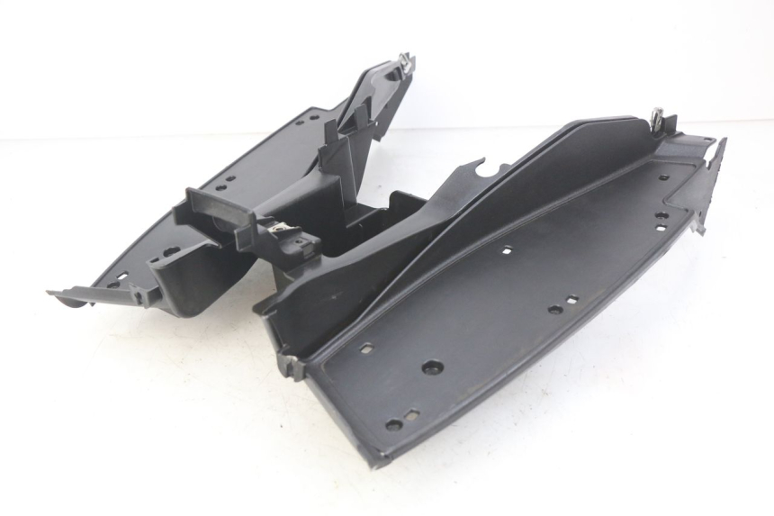 photo de VOETSTEUN APRILIA SR R 2T LC 50 (2018 - 2021) - Bevestigingspunten