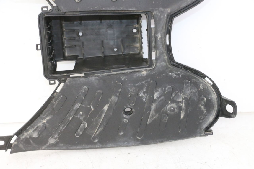 photo de VOETSTEUN PEUGEOT STREETZONE I NAKED 2T 50 (2018 - 2020) - Staat van het oppervlak