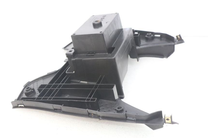 photo de VOETSTEUN KYMCO SUPER 8 4T 50 (2018 - 2020) - Bevestigingspunten