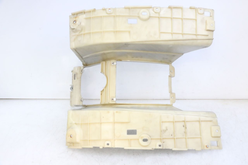 photo de VOETSTEUN PIAGGIO SUPER LX 125 (2000 - 2003) - Bevestigingspunten