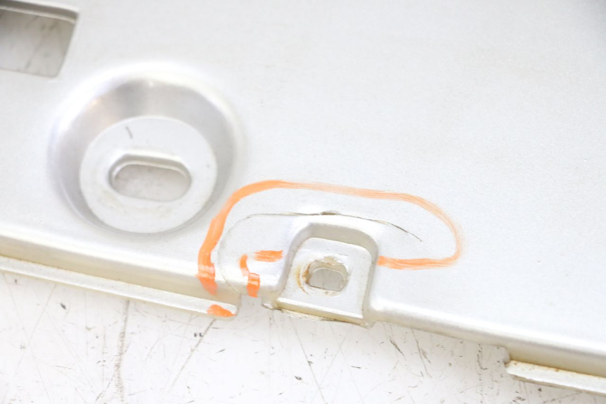 photo de VOETSTEUN PIAGGIO SUPER LX 125 (2000 - 2003) - Markeringen en referenties