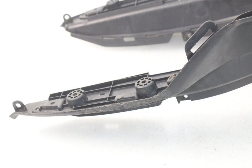 photo de VOETSTEUN SUZUKI UC EPICURO 125 (1999 - 2003) - Technische close-up