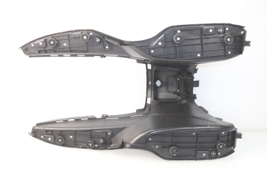 photo de VOETSTEUN SUZUKI UC EPICURO 125 (1999 - 2003) - Bevestigingspunten