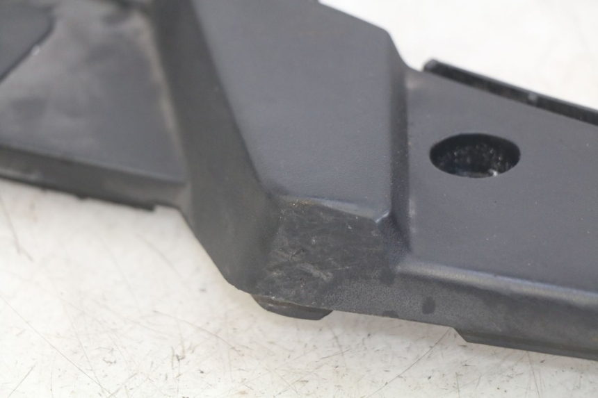 photo de VOETSTEUN PEUGEOT VIVACITY NEW 4T 50 (2008 - 2017) - Bevestigingspunten