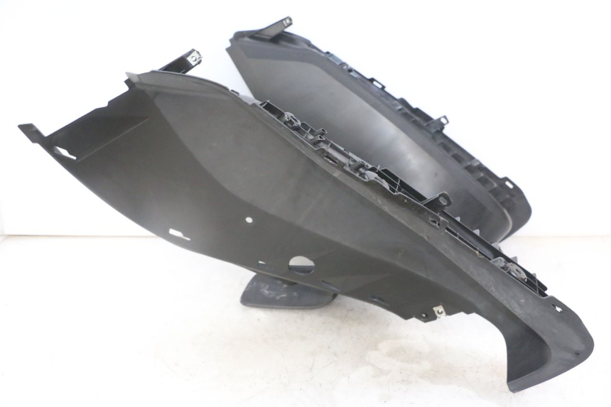 photo de VOETSTEUN YAMAHA X-MAX XMAX 125 (2010 - 2013) - Andere kijkhoek