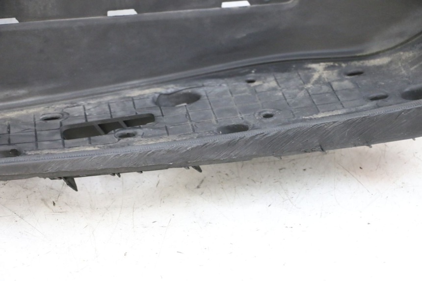 photo de VOETSTEUN YAMAHA XMAX X-MAX 125 (2006 - 2009) - Staat van het oppervlak