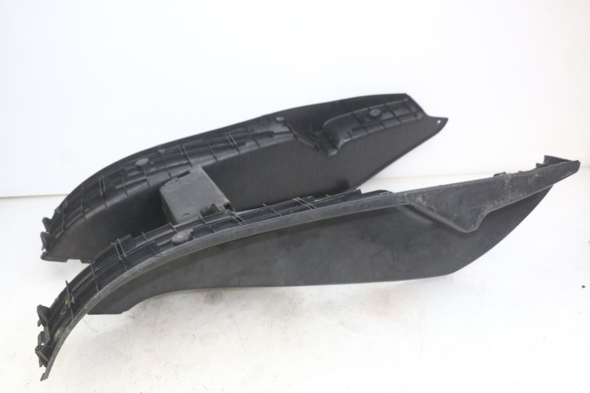 photo de VOETSTEUN YAMAHA YP MAJESTY 125 (1998 - 2001) - Zoom op gebruiksstaat