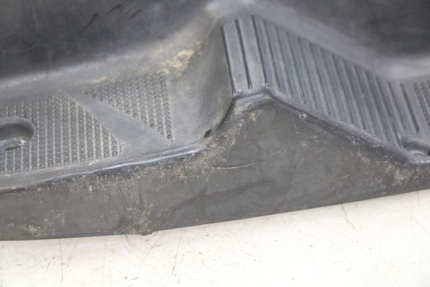 photo de VOETSTEUN YAMAHA YP MAJESTY 125 (1998 - 2001) - Bevestigingspunten