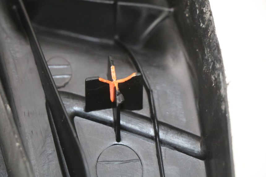 photo de VOETSTEUN PIAGGIO ZIP 2T 50 (2009 - 2019) - Gecontroleerd onderdeel