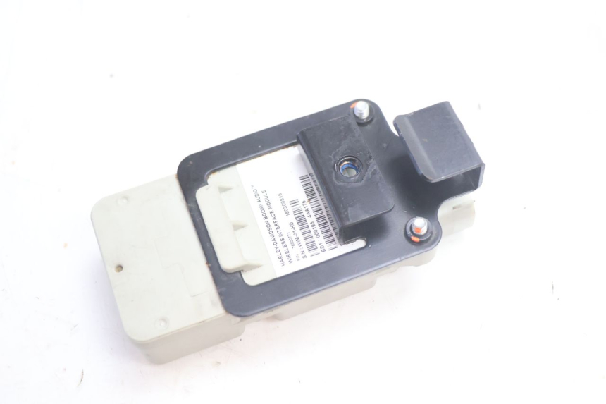 photo de INTERFACEMODULE HARLEY DAVIDSON ROAD GLIDE FLTRXSE 1920 (2018 - 2022) - Technische close-up