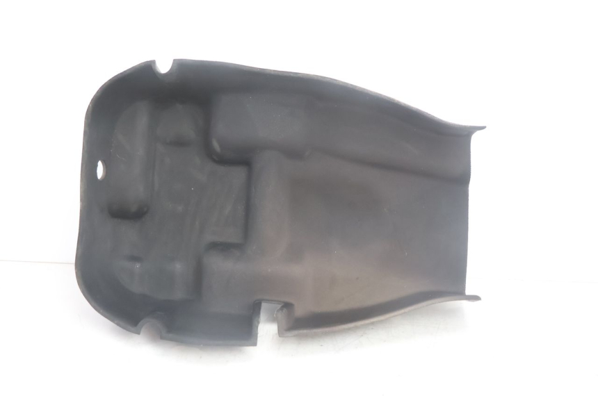 photo de KOFFERTAPIS PEUGEOT SATELIS 125 (2013 - 2018) - Detail van het onderdeel