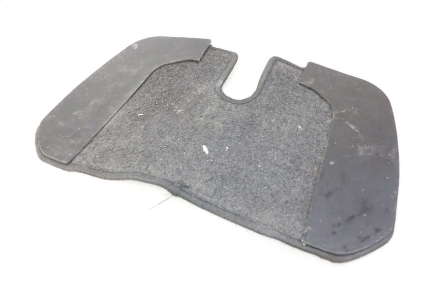 photo de KOFFERVLOERBEKLEDING HONDA ST PAN EUROPEAN 1300 (2002 - 2013) - Zoom op gebruiksstaat