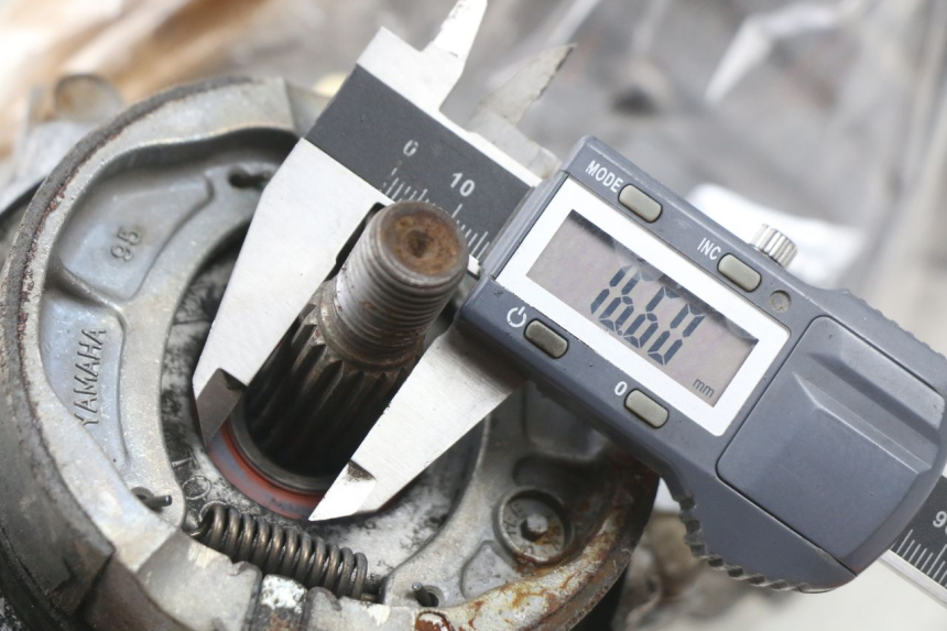 photo de MOTOR MBK ACTIVE 80 (1991 - 1995) - Andere kijkhoek
