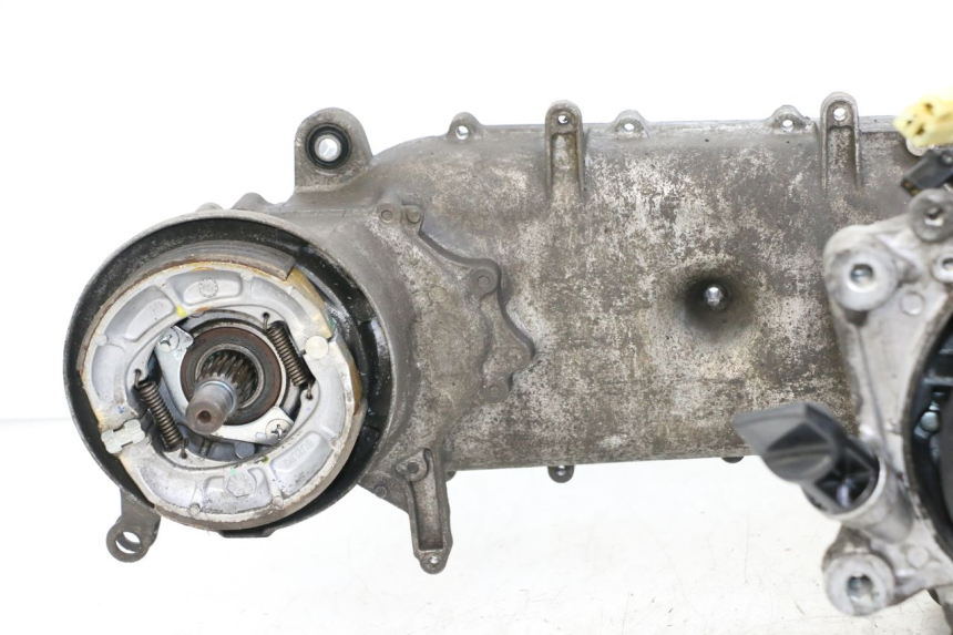 photo de MOTOR SUZUKI ADDRESS 110 (2015 - 2020) - Zoom op componenten