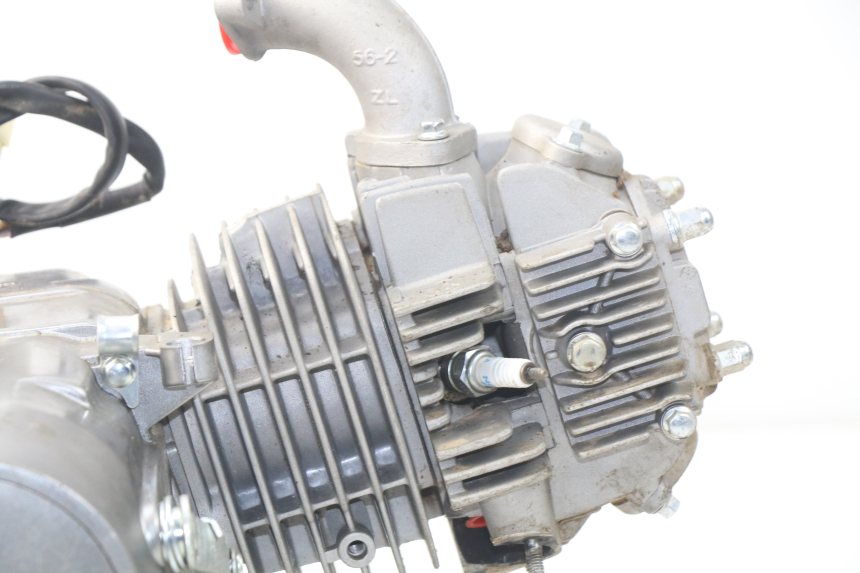 photo de MOTOR ORION AGB37 CRF1 DIRT BIKE 125 (2013 - 2021) - Markeringen en referenties