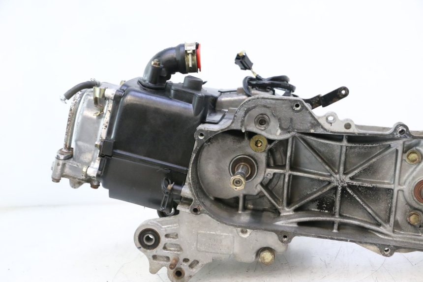 photo de MOTOR KYMCO AGILITY 4T 10" 50 (2005 - 2018) - Zoom op kwaliteit