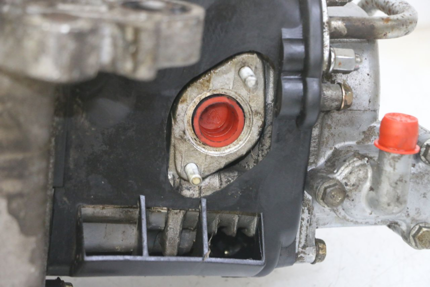 photo de MOTOR KYMCO AGILITY 4T 50 (2005 - 2018) - Andere kijkhoek