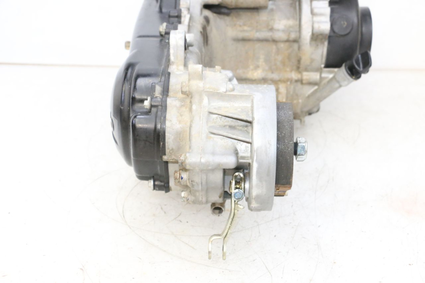 photo de MOTOR KYMCO AGILITY 4T 50 (2018 - 2022) - Bevestigingspunten