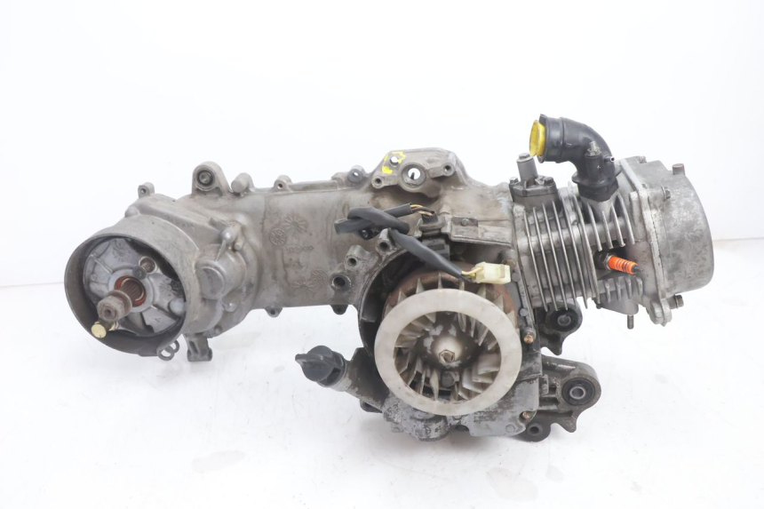 photo de MOTOR KYMCO AGILITY 4T 50 (2005 - 2018) - Bevestigingspunten