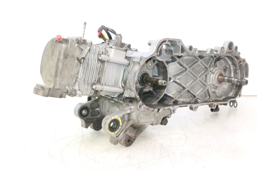 photo de MOTOR KYMCO AGILITY 4T 50 (2018 - 2022) - Bevestigingspunten